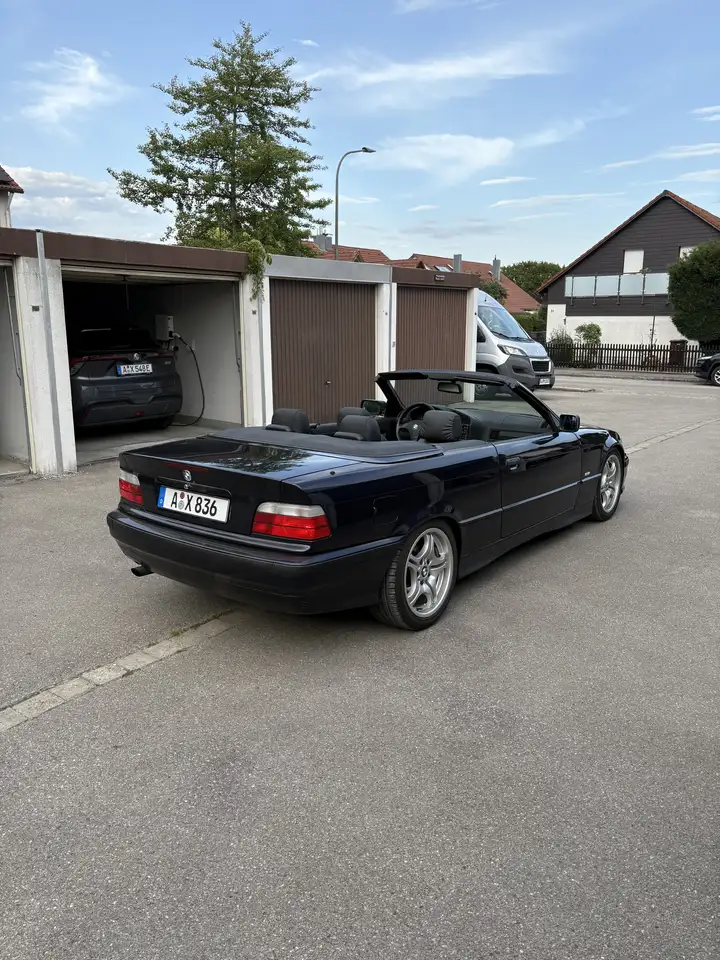 BMW 320i Exclusiv Edition, foto 4