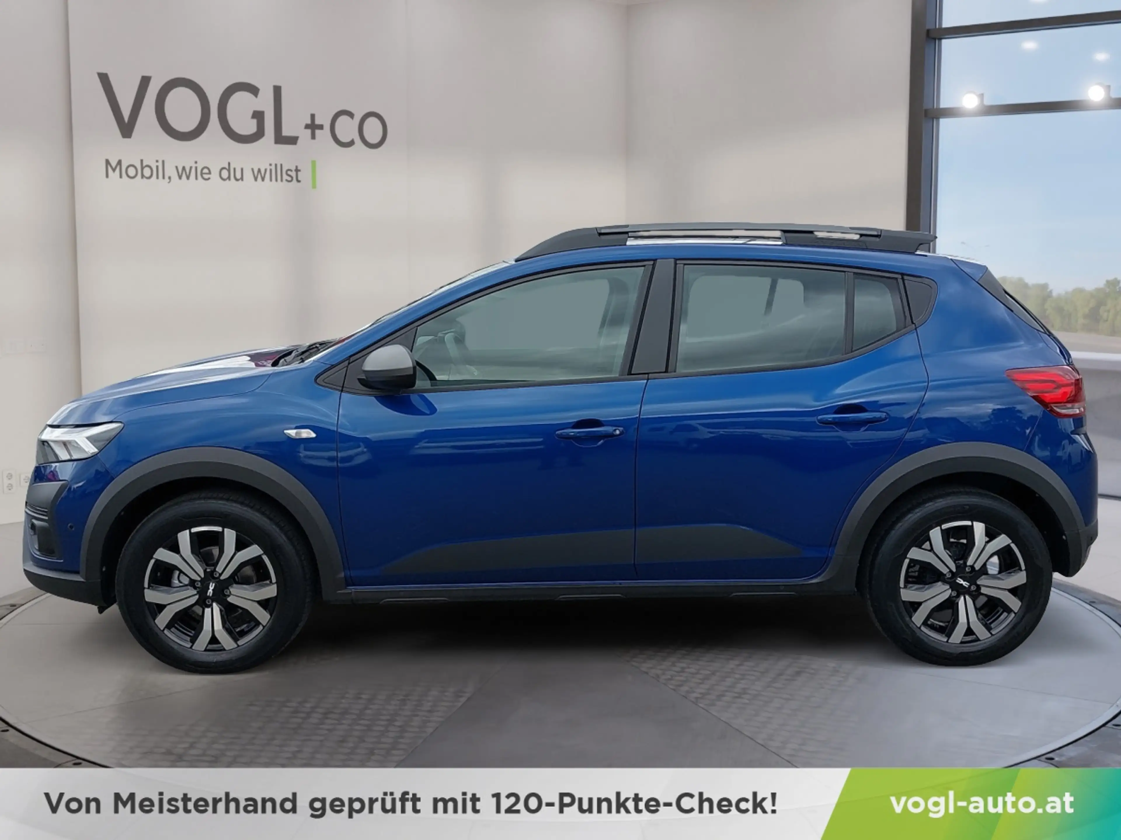 Dacia Sandero Stepway Expression TCe 90 CVT — photo 2