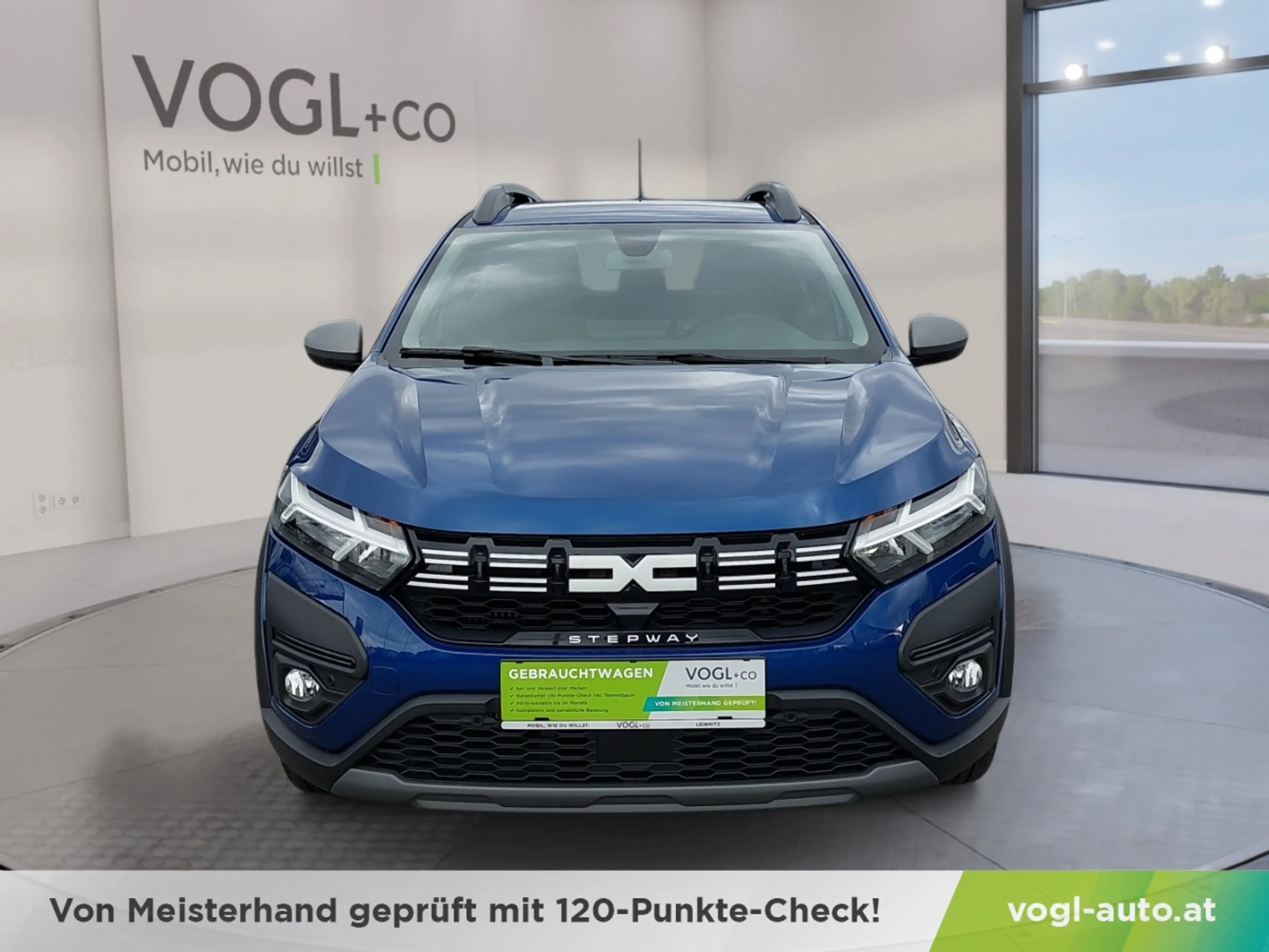 Dacia Sandero Stepway Expression TCe 90 CVT — photo 6