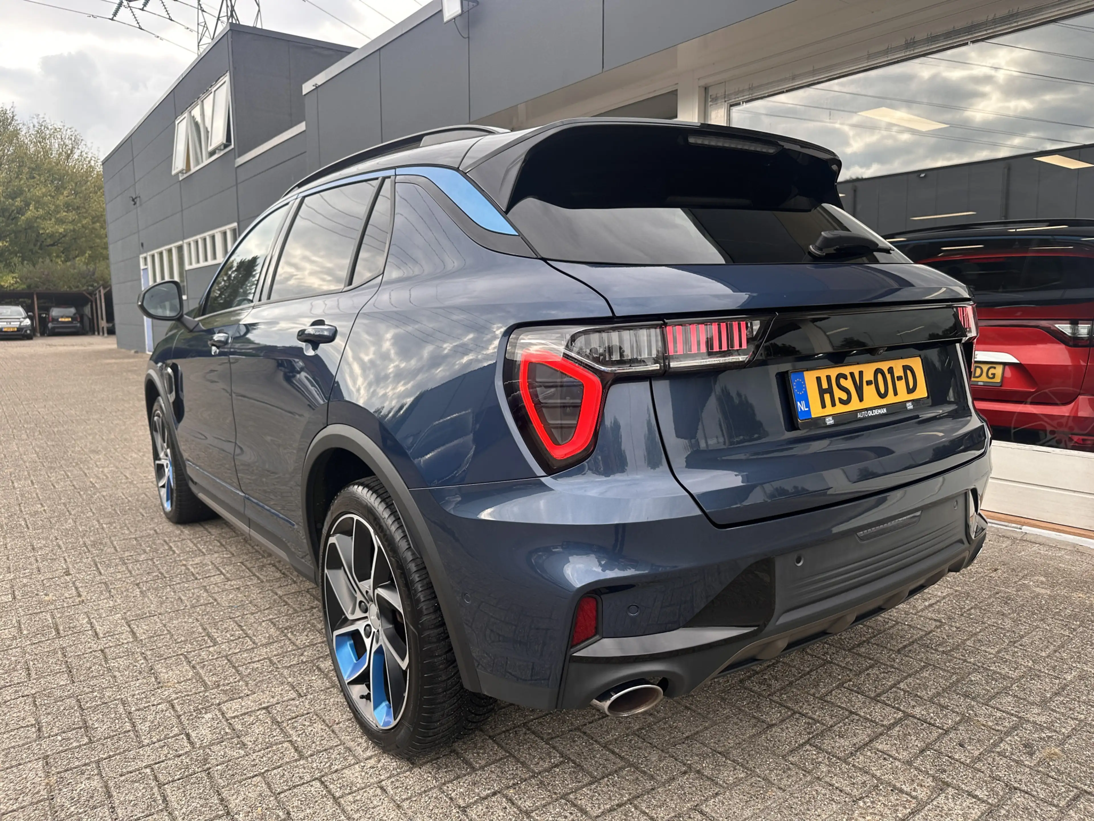 Lynk & Co 01 1.5 PHEV PANO,CARPLAY,ALL SEASONS — photo 5