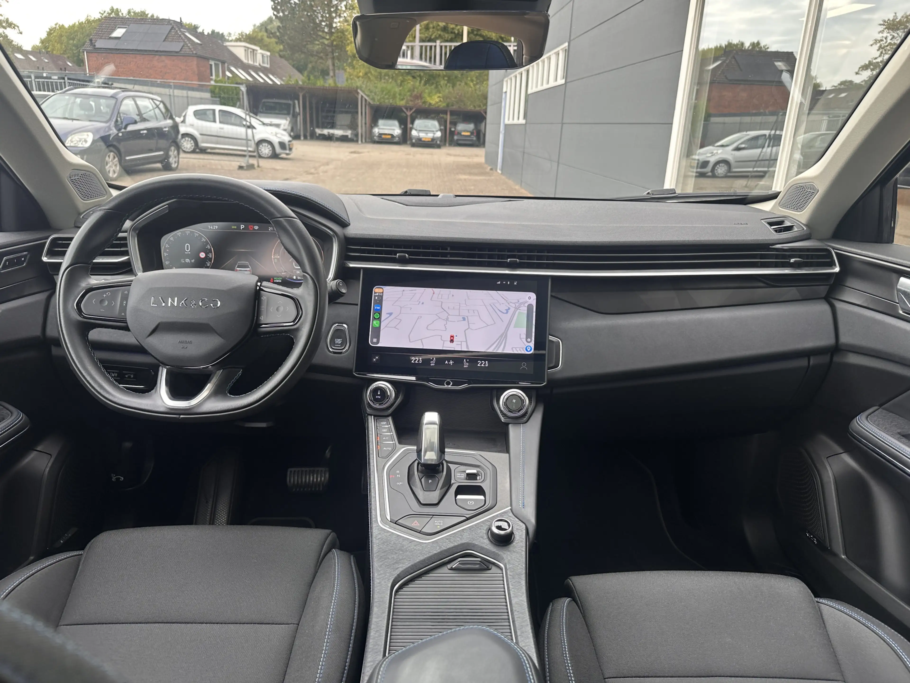 Lynk & Co 01 1.5 PHEV PANO,CARPLAY,ALL SEASONS — photo 15