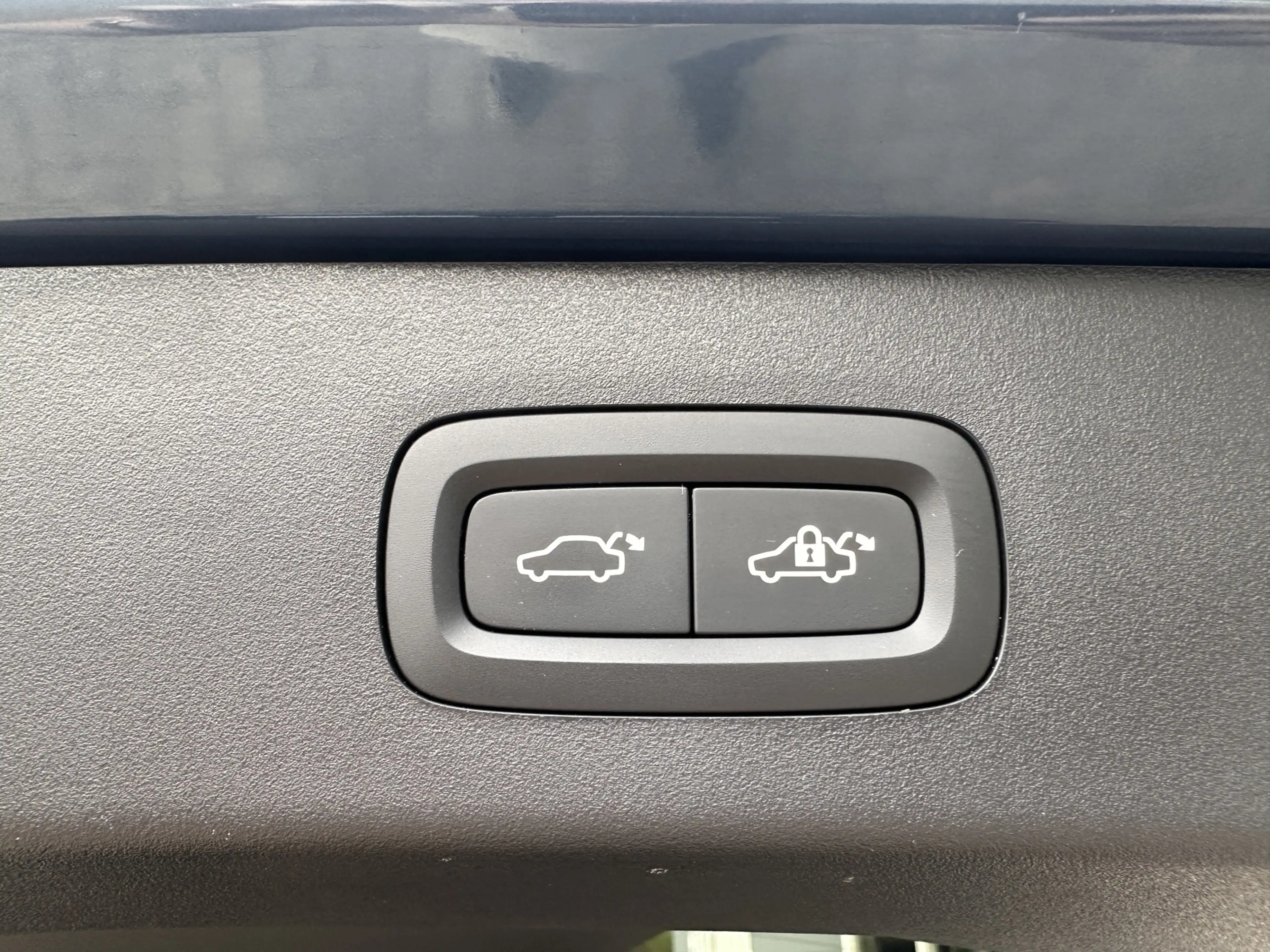 Lynk & Co 01 1.5 PHEV PANO,CARPLAY,ALL SEASONS — photo 8