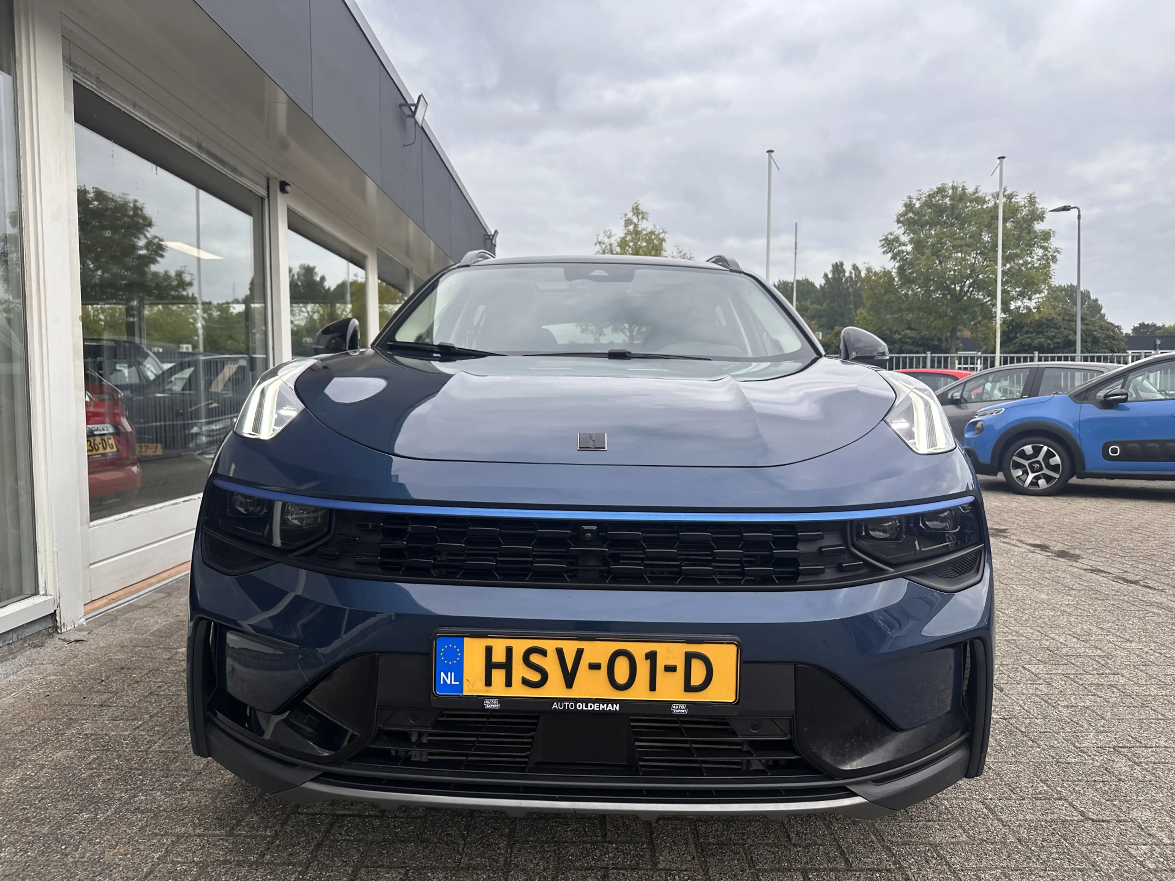Lynk & Co 01 1.5 PHEV PANO,CARPLAY,ALL SEASONS — photo 2
