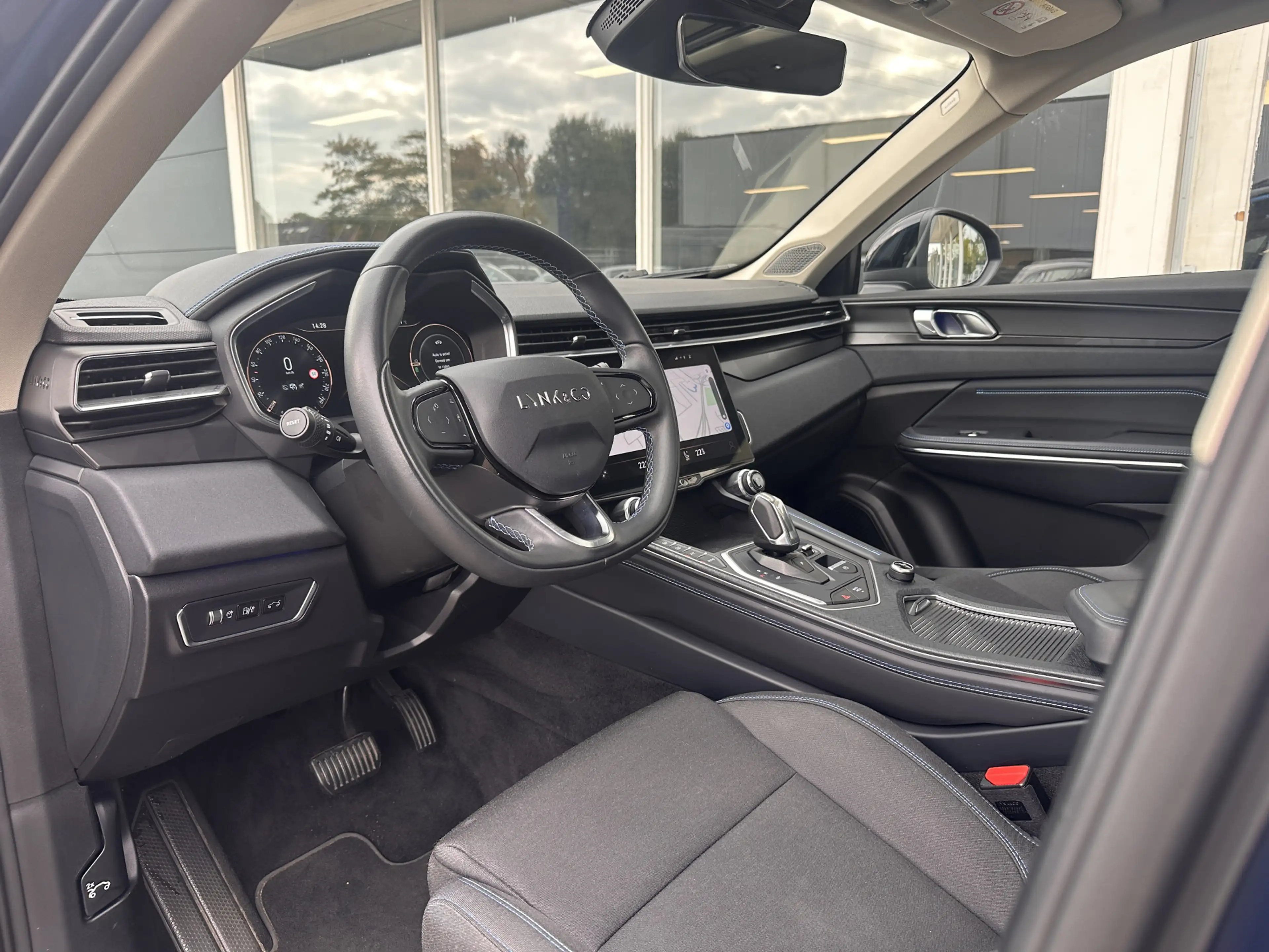 Lynk & Co 01 1.5 PHEV PANO,CARPLAY,ALL SEASONS — photo 10