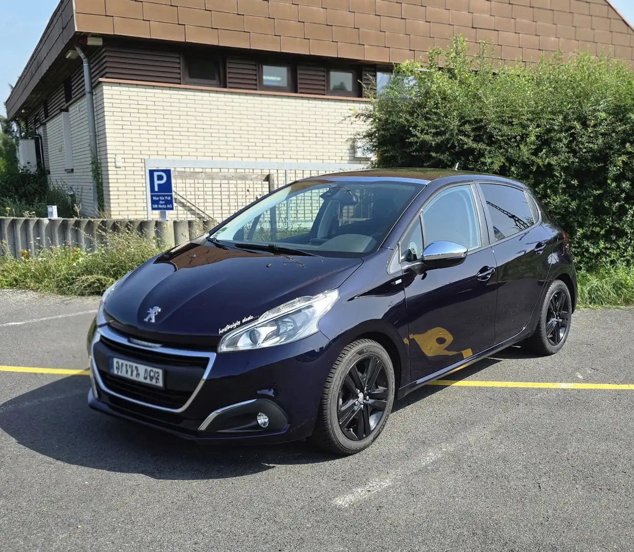 Peugeot 208 PureTech 82 Style - 1