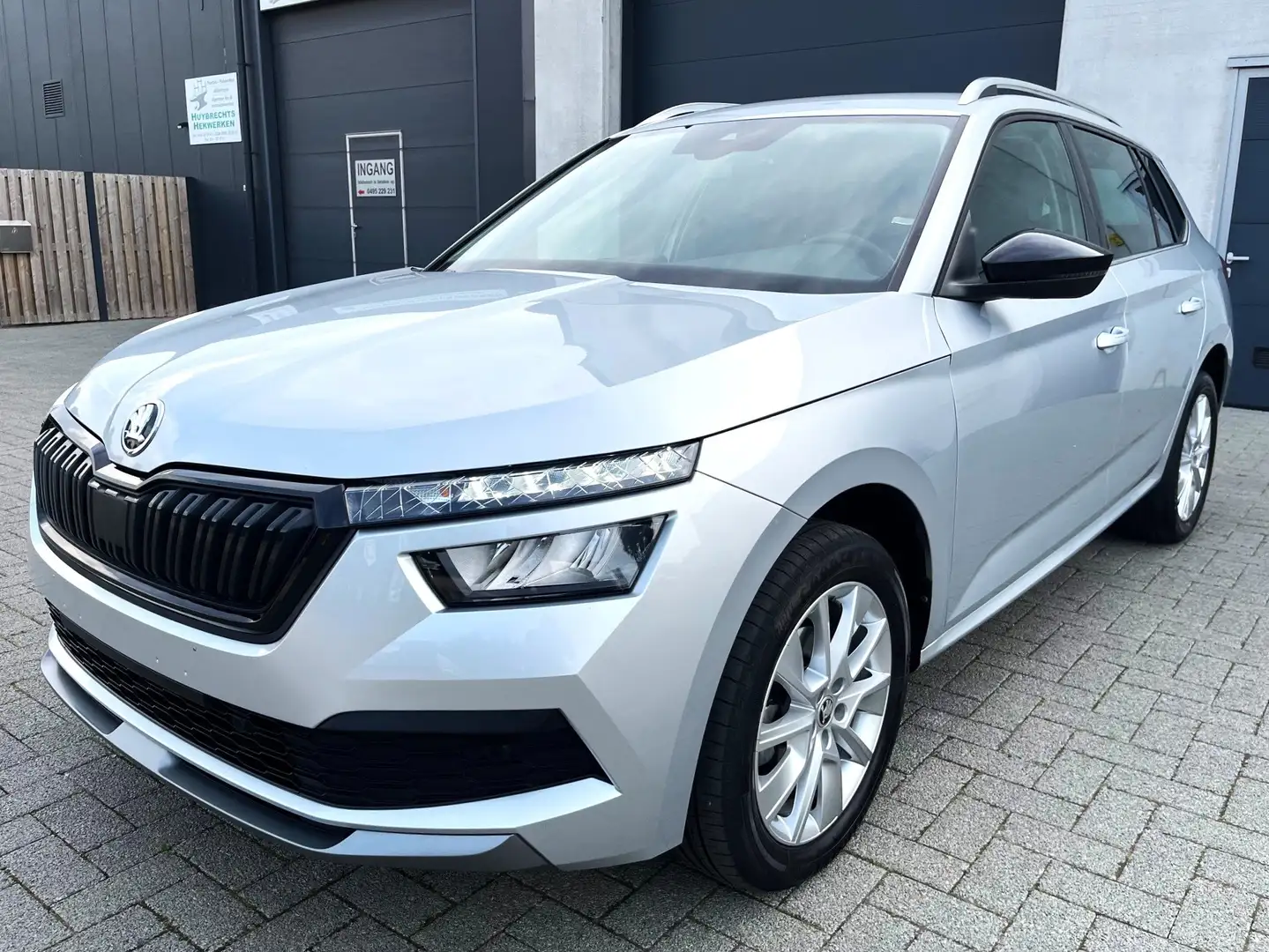 Skoda Kamiq TSI DSG-AUT*GPS*CAMERA*VirtCP*LANE+FRONT*NIEUWSTT! Argent - 1