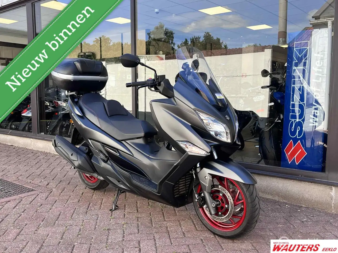 Suzuki Burgman 400 400A Zwart - 1