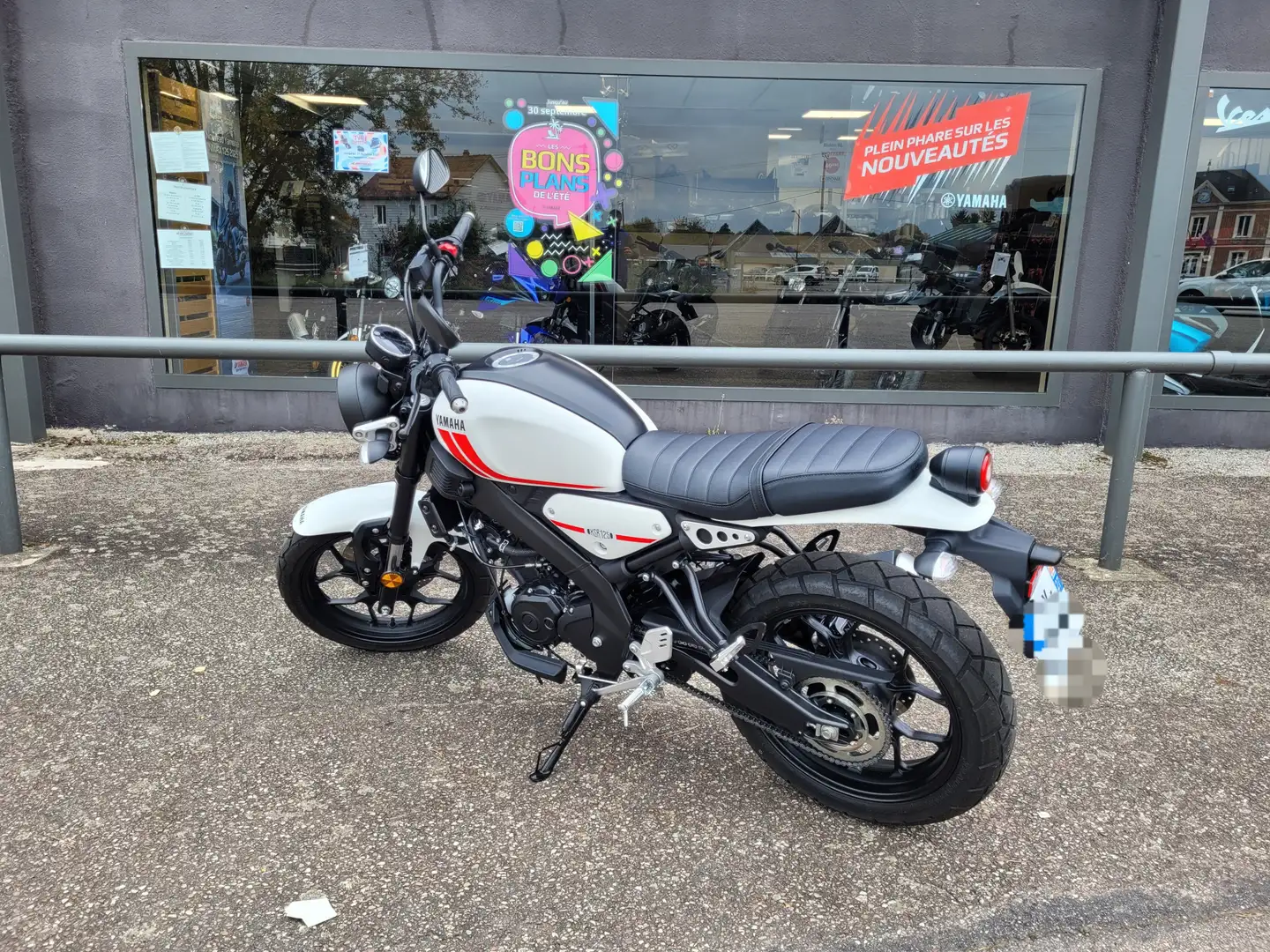 Yamaha XSR 125 Blanc - 2