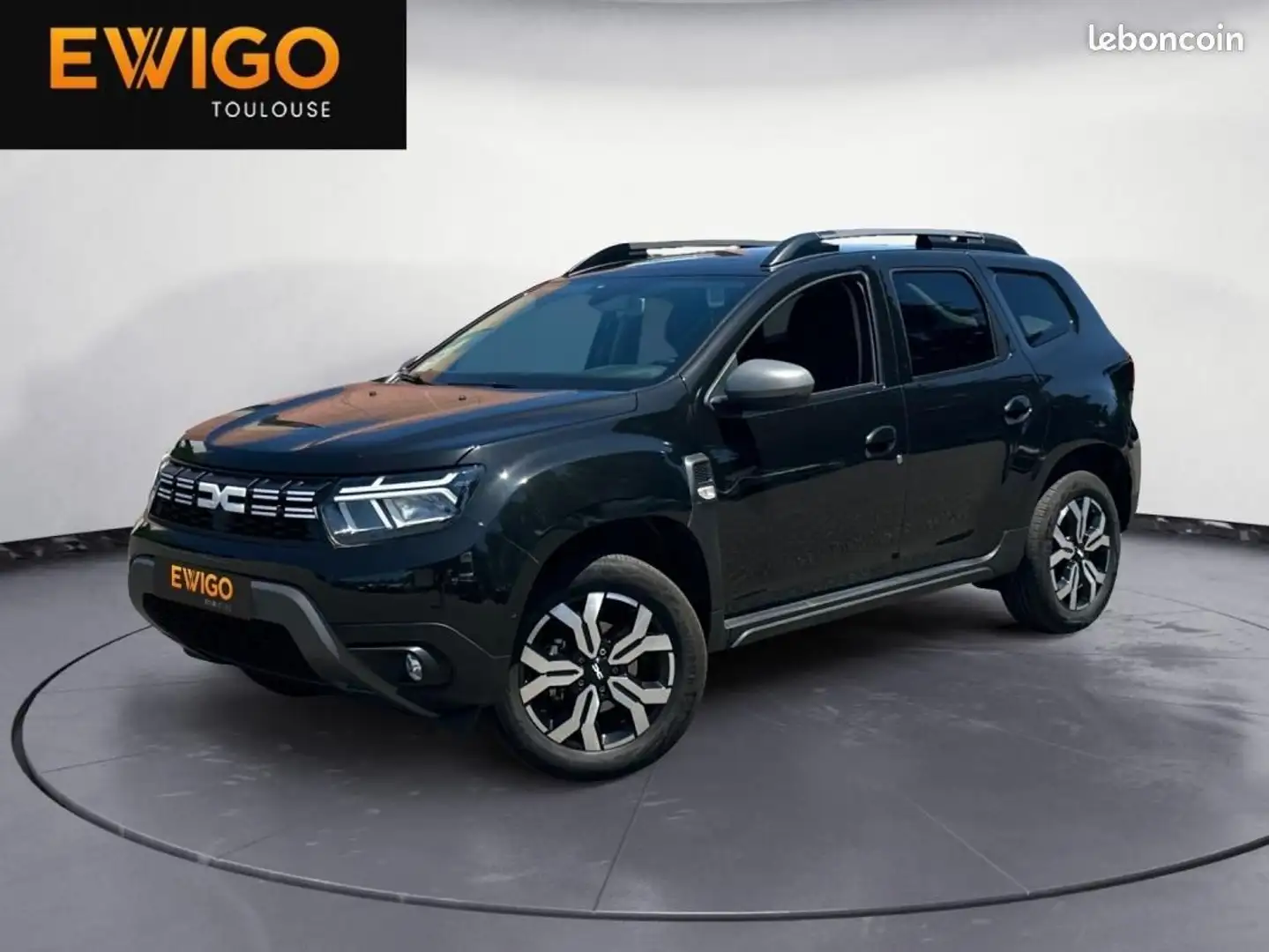 Dacia Duster 1.0 ECO-G 100 GLP ET ESSENCE FINITION JOURNEY Noir - 1