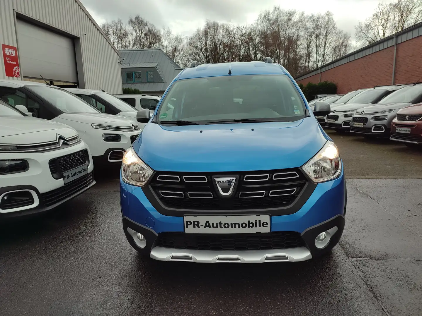 Dacia Dokker TCe 115 Stepway Klima/Navi+Cam/Sitzheiz. Blau - 2