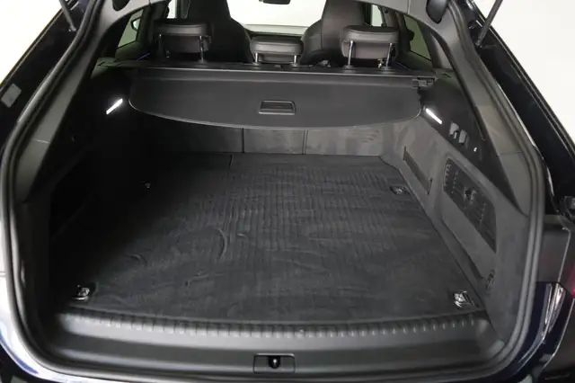 Audi A6 view 7