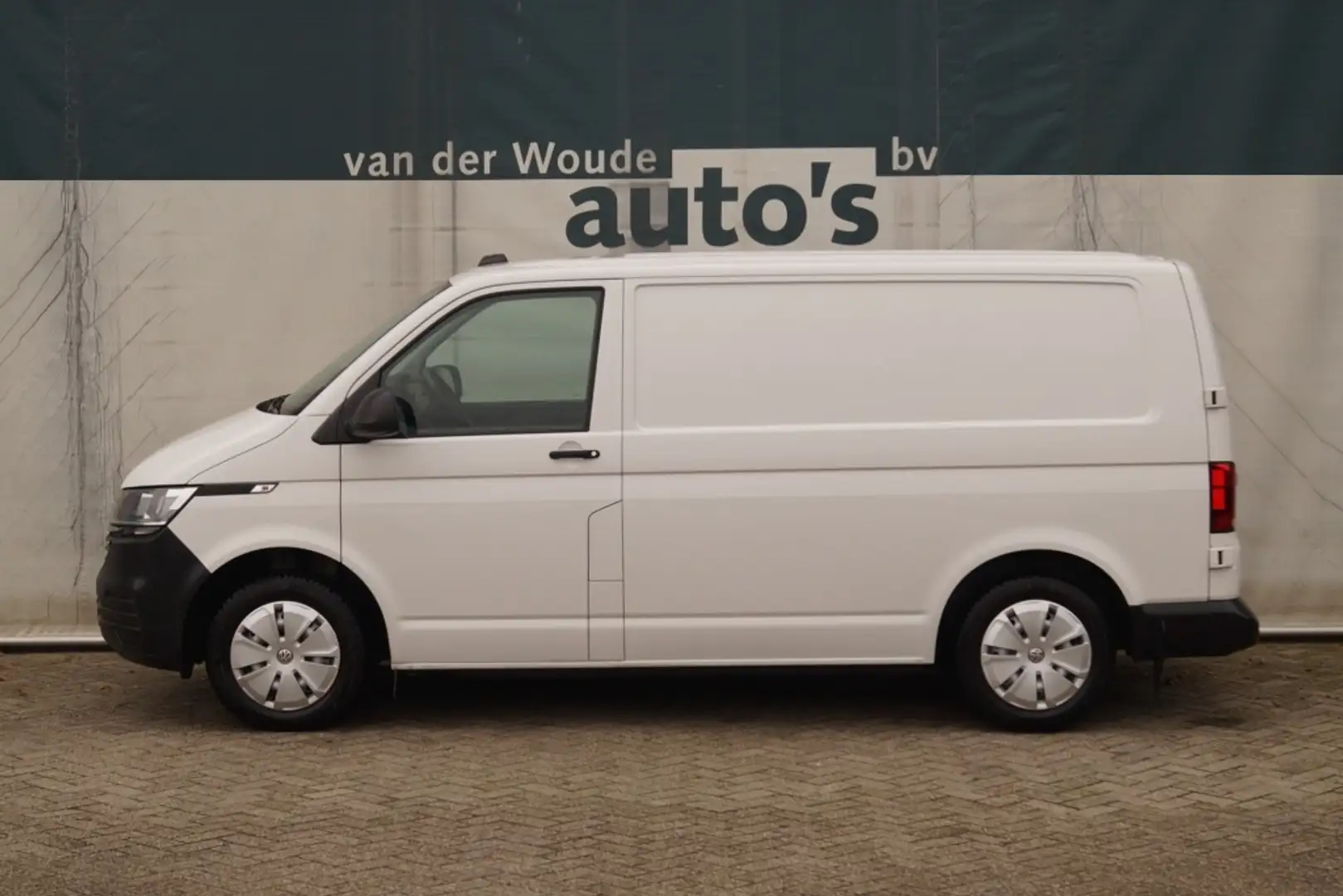Volkswagen Transporter 2.0 TDI 150pk Edition L1-H1 -NAVI-CAM-AIRCO-PDC- Wit - 1