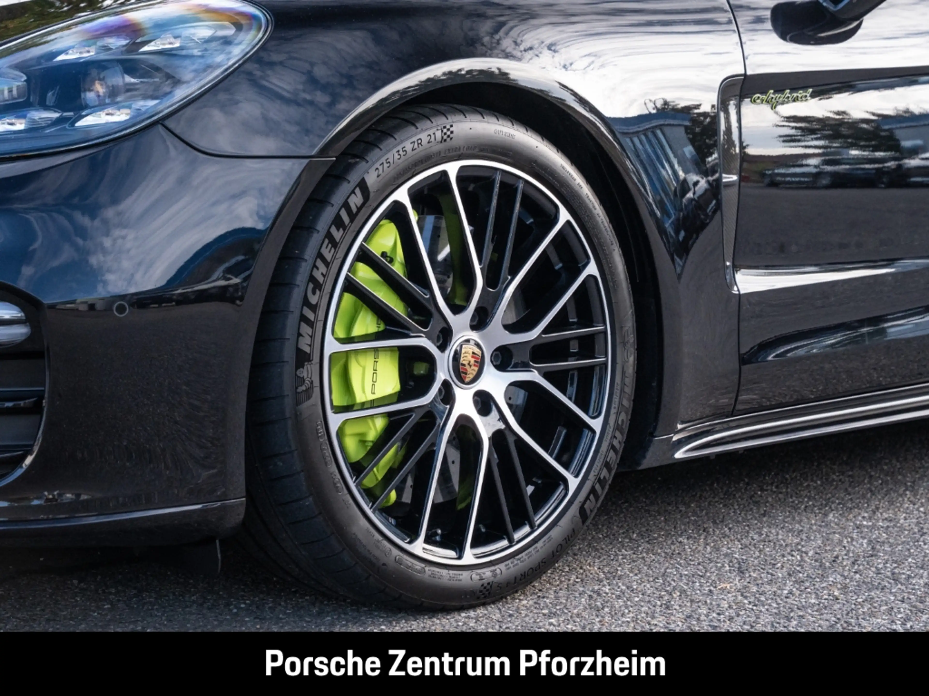 Porsche Panamera Turbo S E-Hybrid Sport Turismo — photo 15