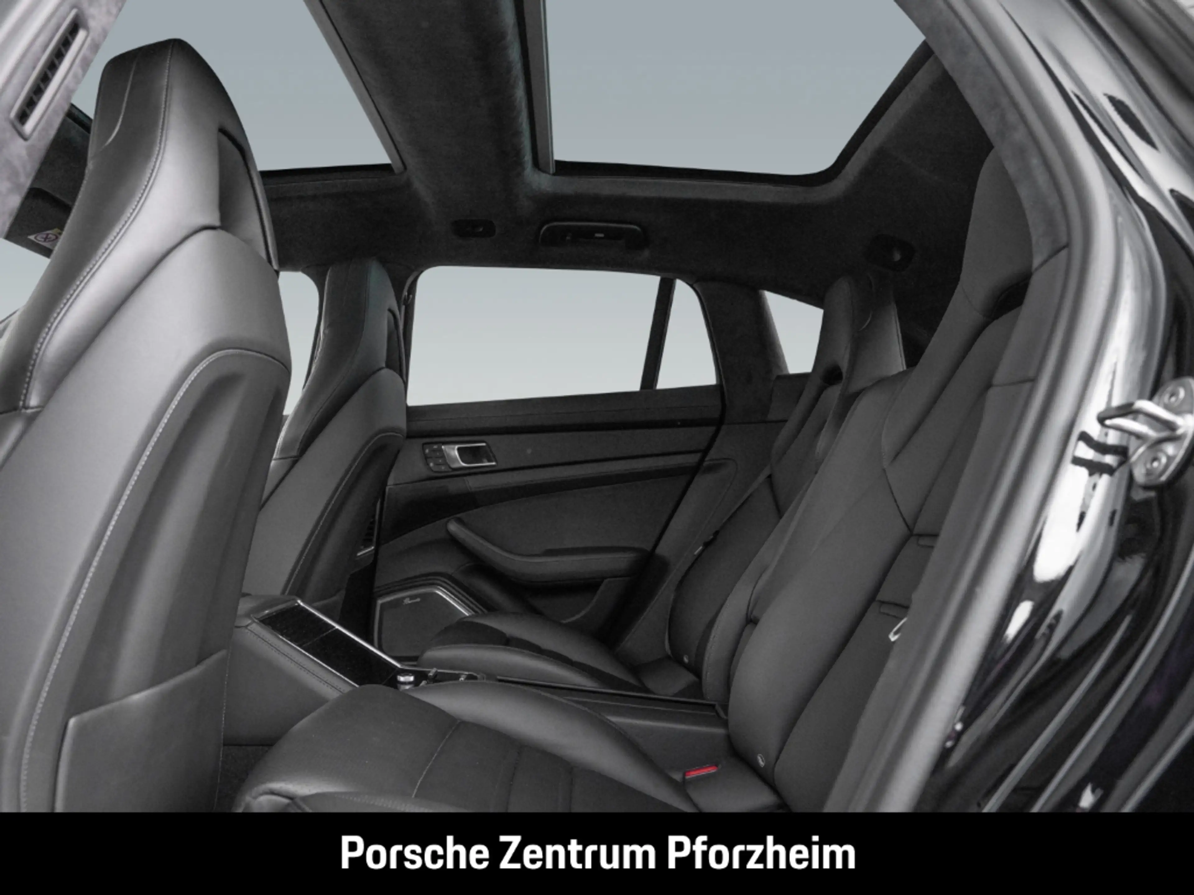 Porsche Panamera Turbo S E-Hybrid Sport Turismo — photo 7