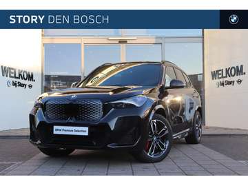 eDrive20 High Executive M Sport / Trekhaak / Sport