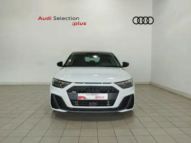 Audi A1 view 2