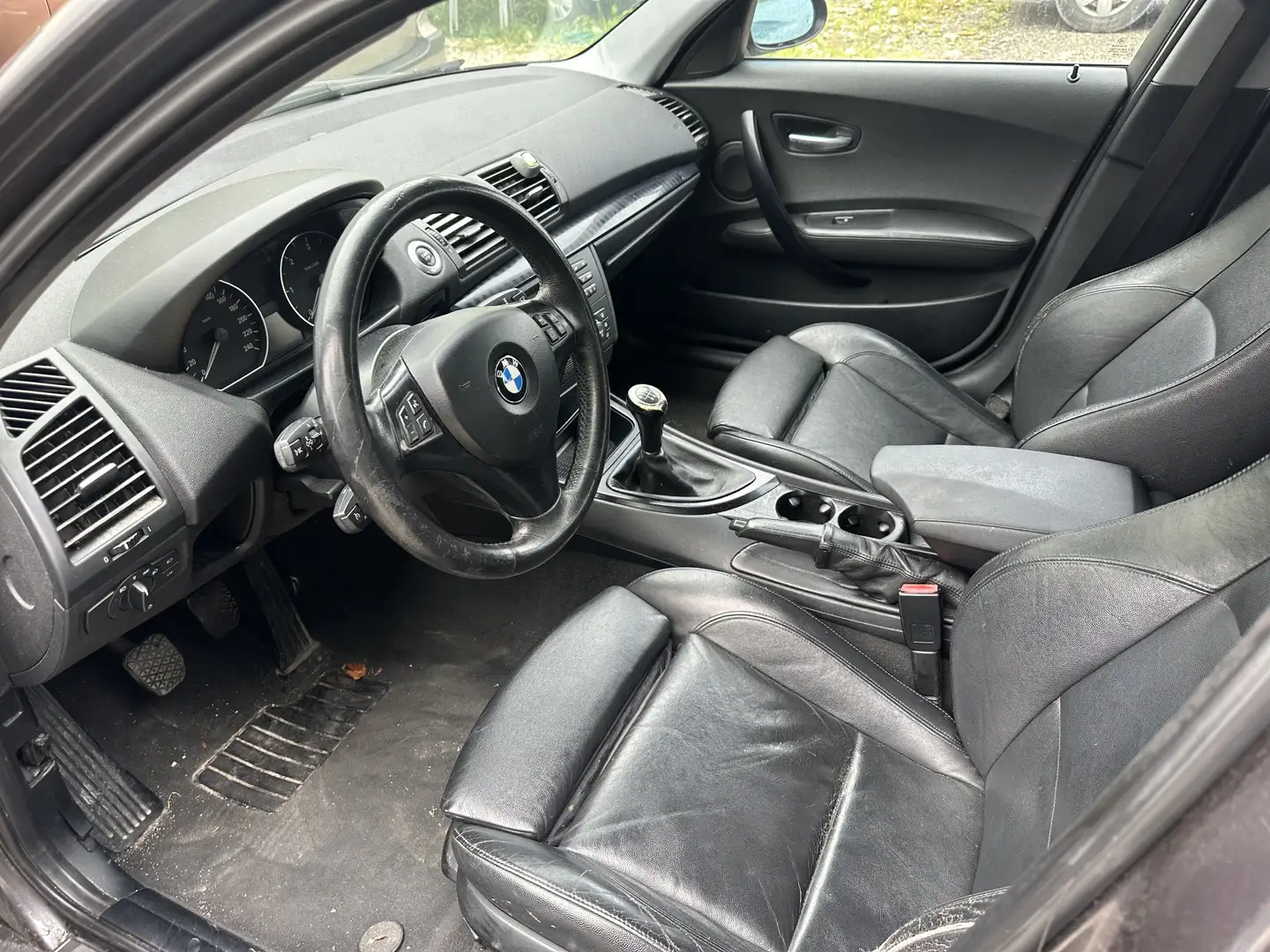 BMW 120 120d - 1