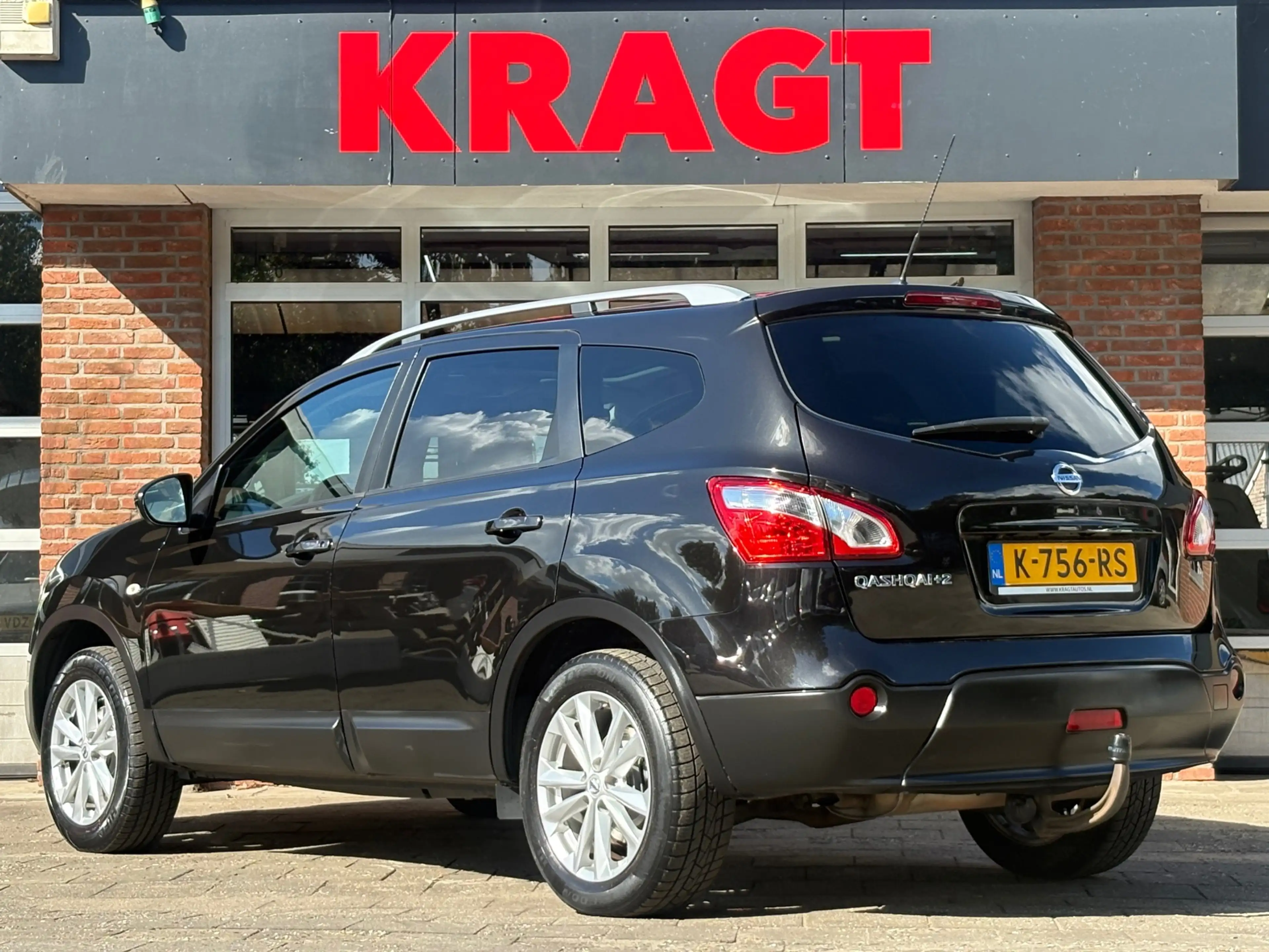 Nissan Qashqai+2 Connect Edition 2.0 141 pk - 7 persoons - climate — photo 3