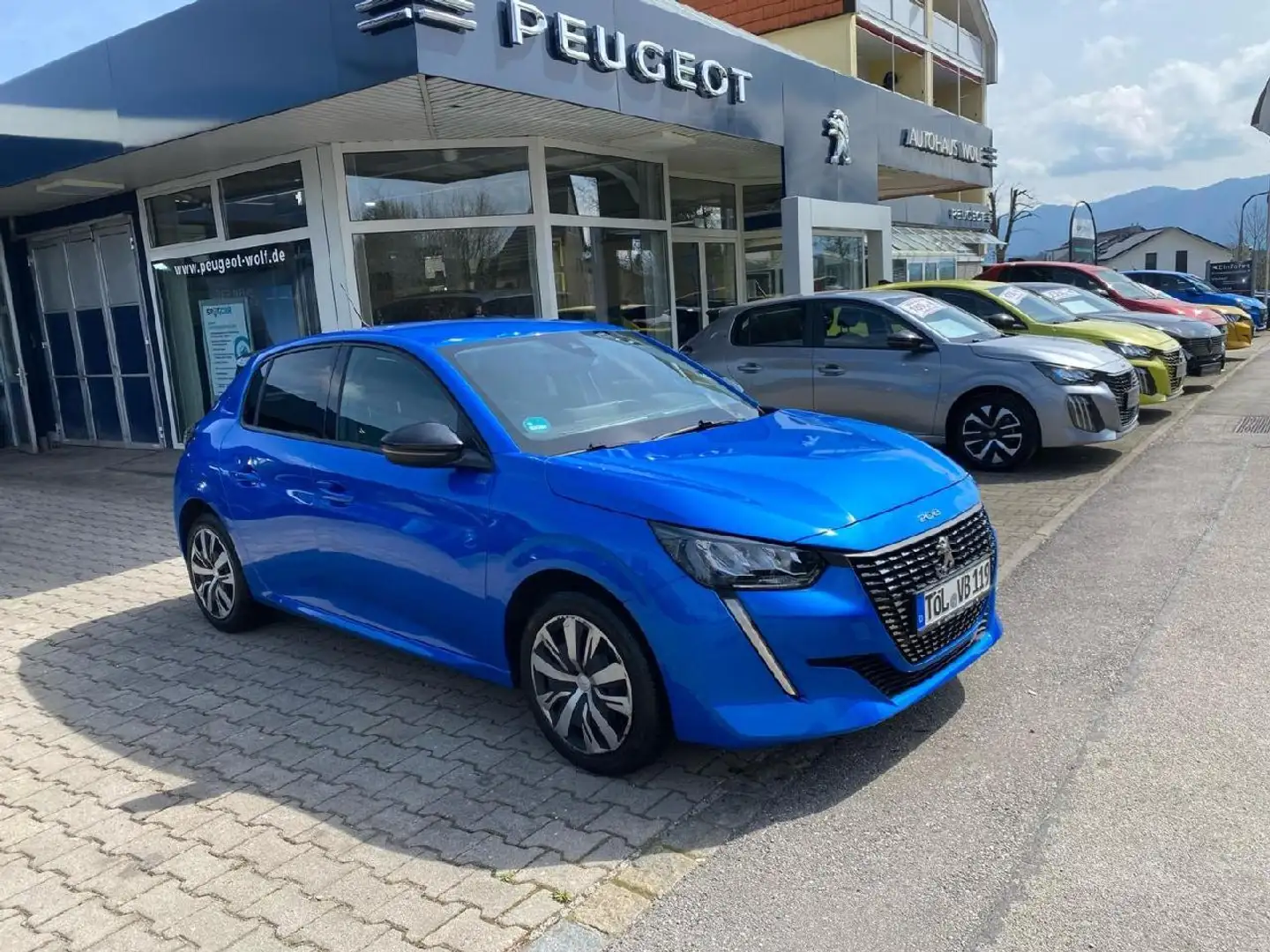Peugeot 208 Allure PureTech 100 EAT8 Blau - 1