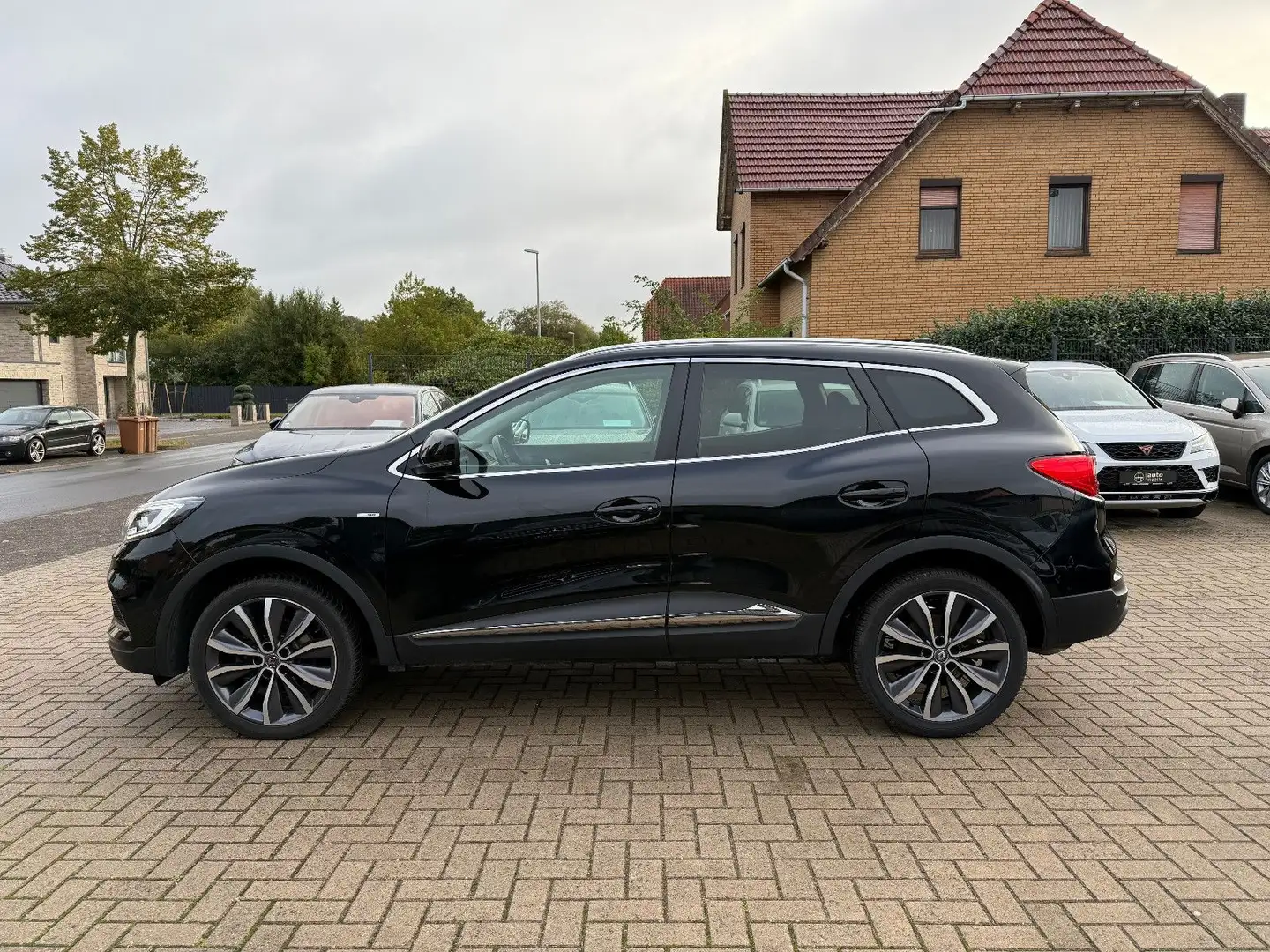 Renault Kadjar 1,3 Bose, Kamera, Leder, LED, Scheckh. Schwarz - 2