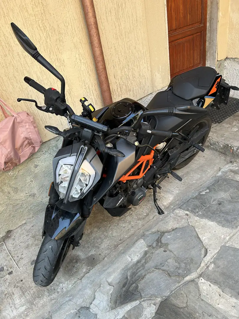 KTM 390 Duke - 2