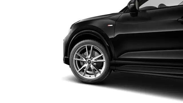 Audi Q2 view 7