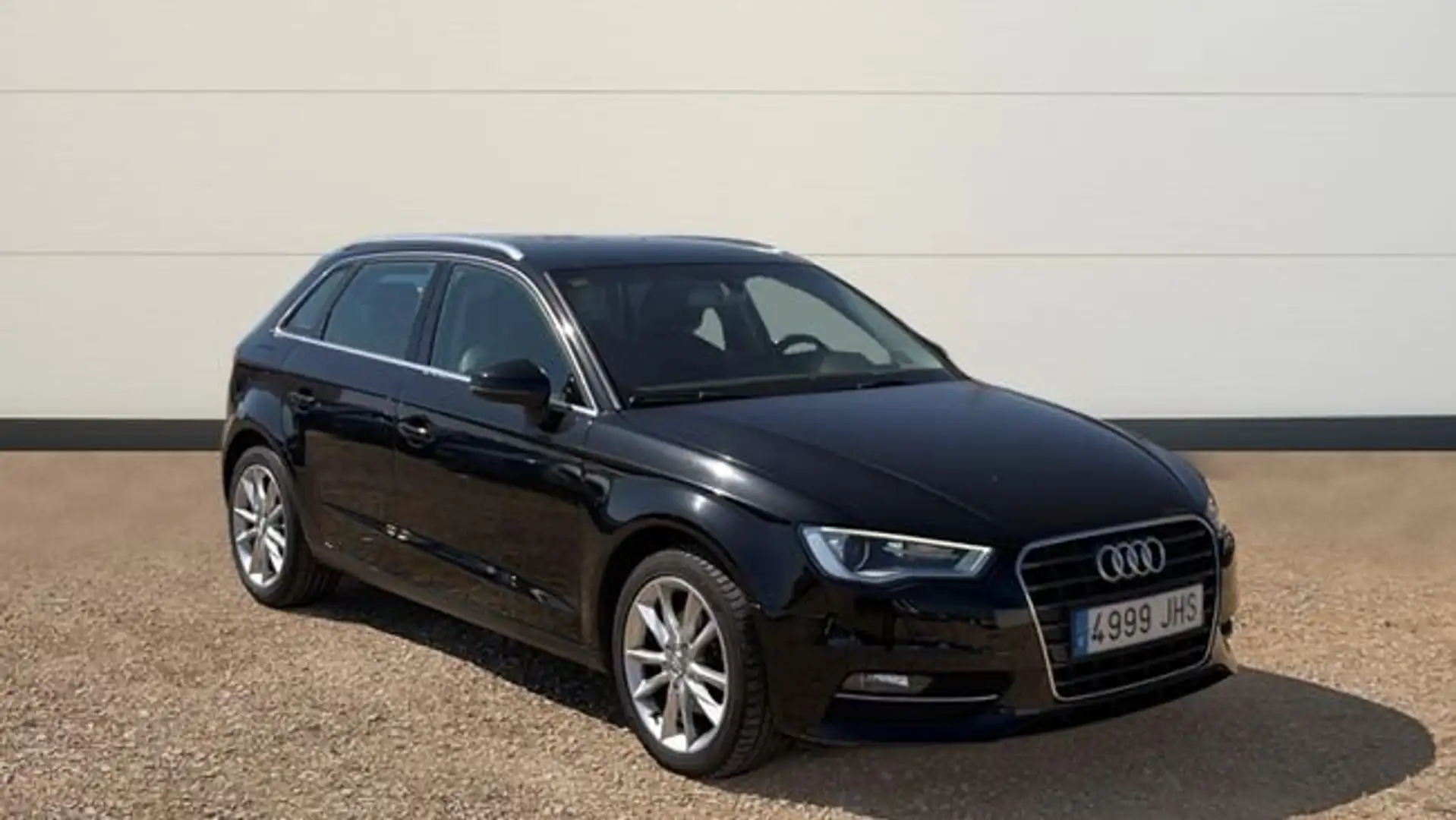 Audi A3 1.6 TDI CLEAN DIESEL ADVANCED SPORTBACK 110 5P Negro - 1