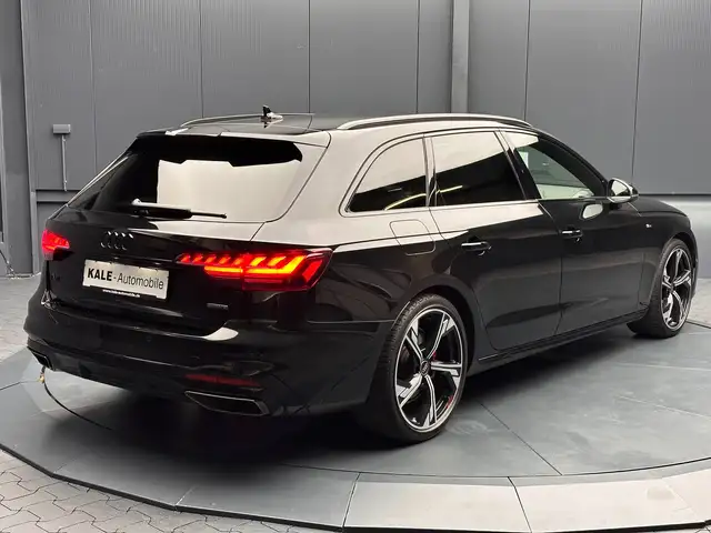 Audi A4 view 5