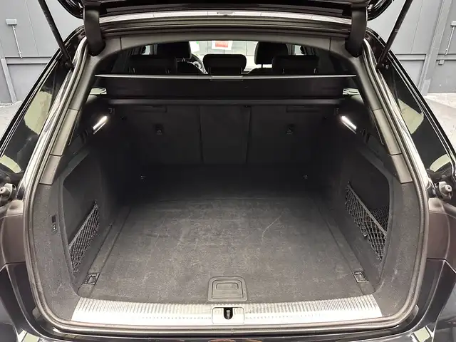 Audi A4 view 29
