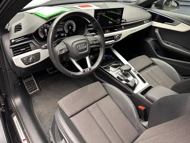 Audi A4 view 15