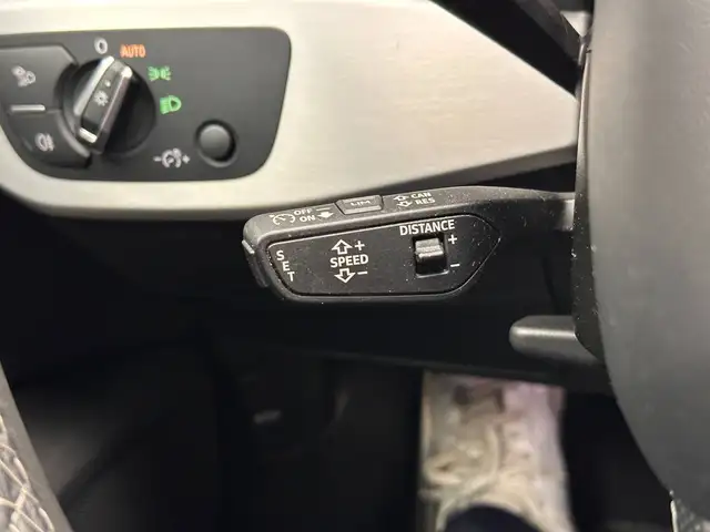 Audi A4 view 18