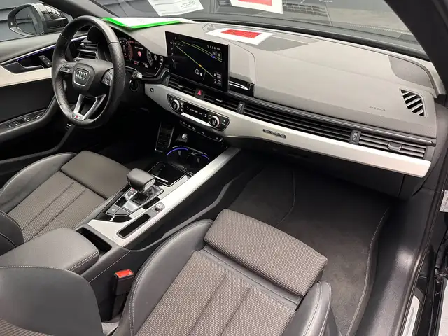 Audi A4 view 11