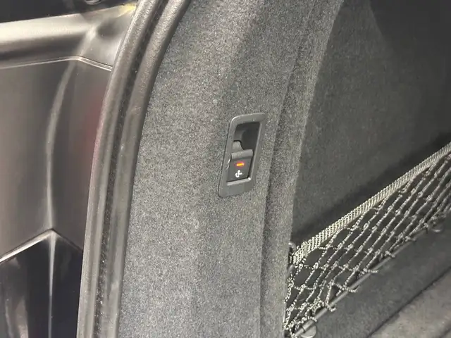 Audi A4 view 30