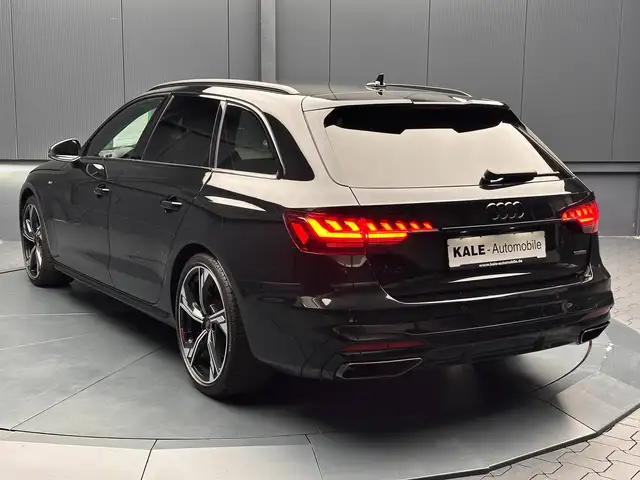 Audi A4 view 3