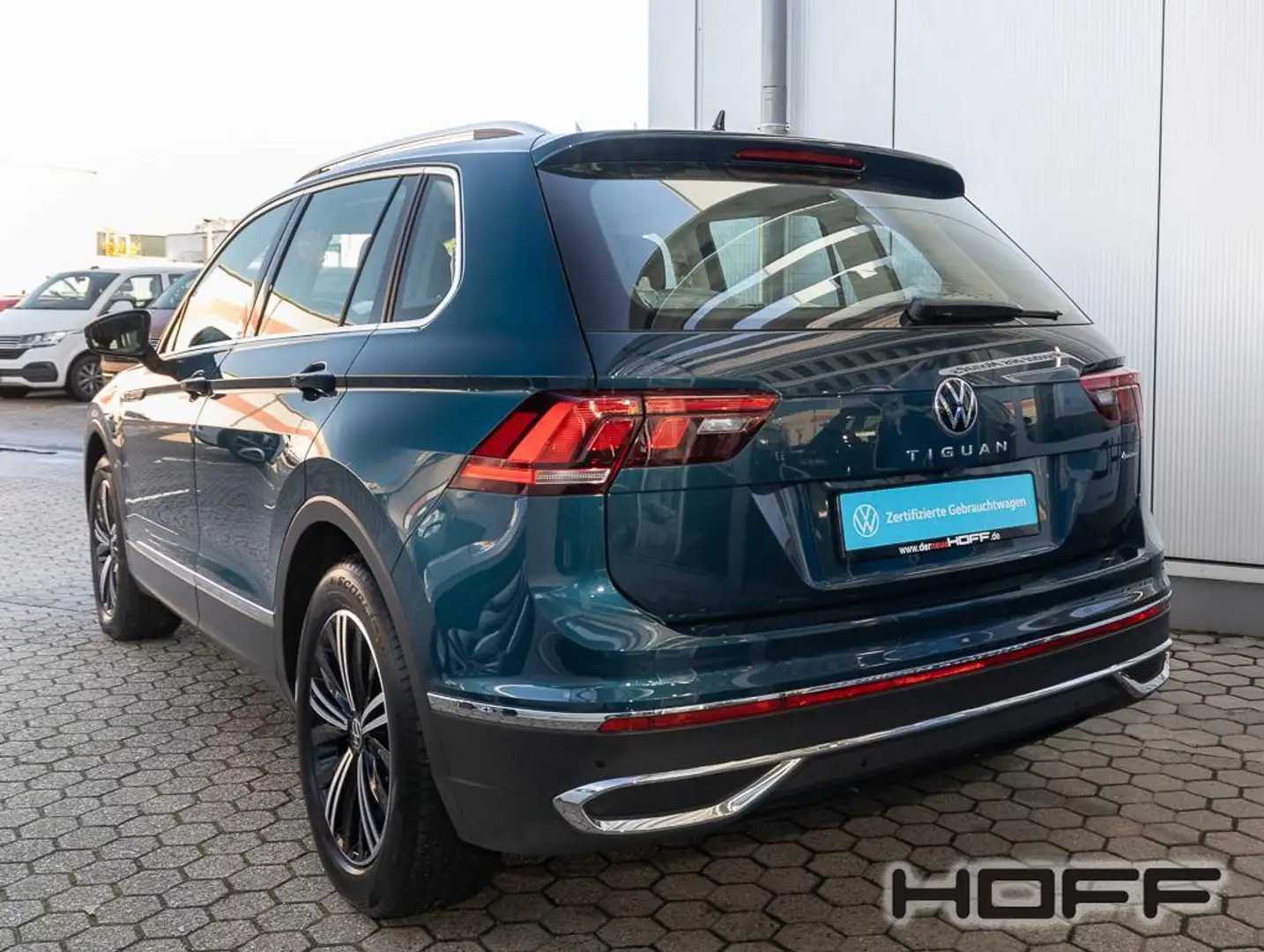 Volkswagen Tiguan 2.0 TSI DSG 4M Elegance Kamera Massage Matrix Navi Blau - 2