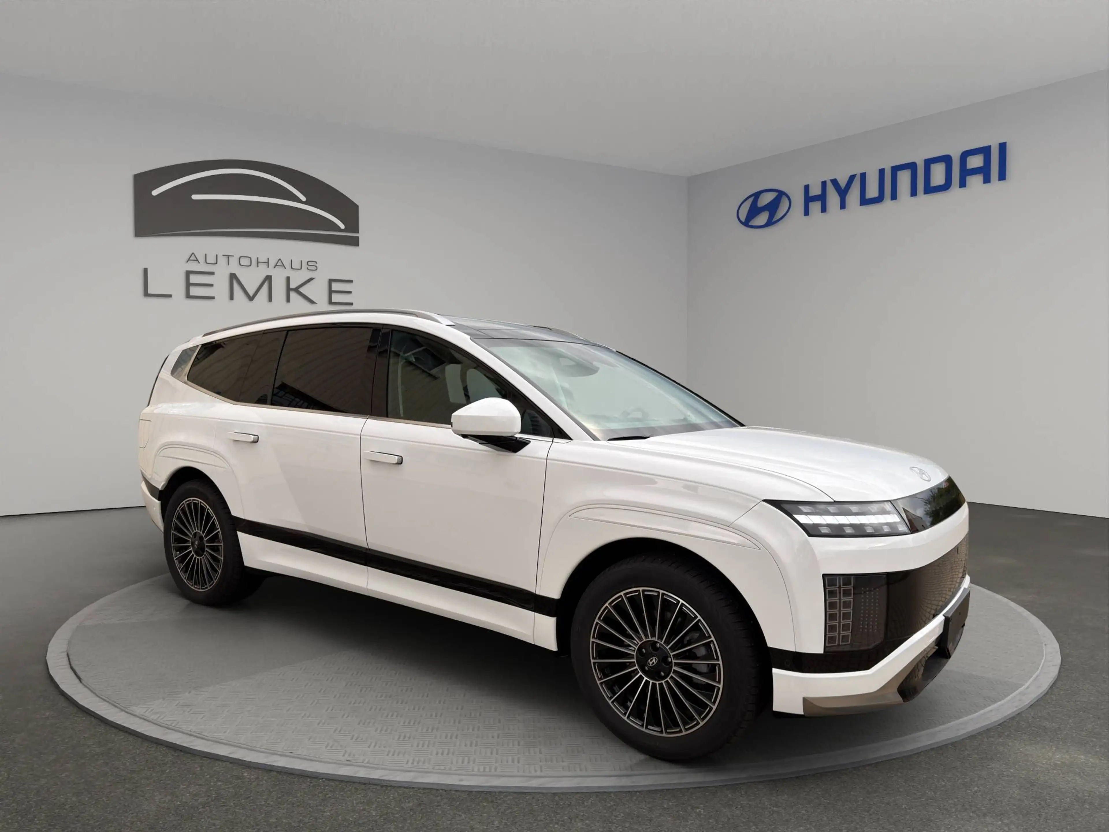 Hyundai IONIQ 9 IONIQ 9 110kWh 4WD UNIQ 6-SITZER RELAXPAKET + PANORAMAGLASDACH - 98,3% SOC — photo 7