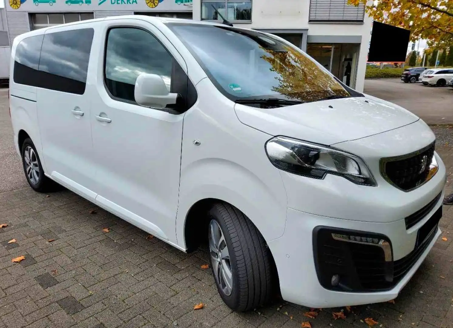 Peugeot Traveller Business VIP L2 *Standheizung*AHK*1.Hd Weiß - 2