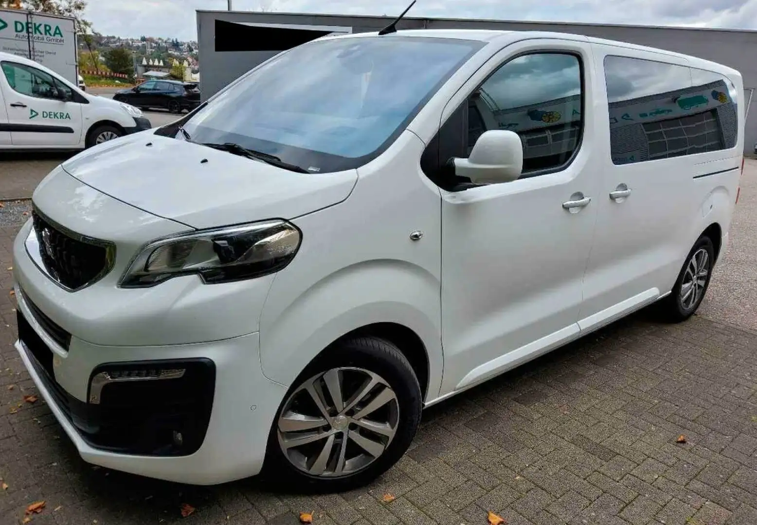 Peugeot Traveller Business VIP L2 *Standheizung*AHK*1.Hd Weiß - 1