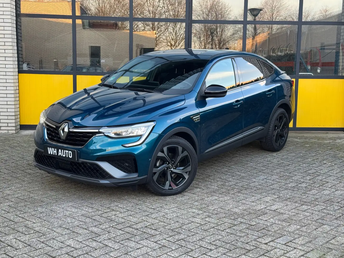 Renault Arkana 1.6 E-Tech Hybrid 145 R.S. Line Blau - 1
