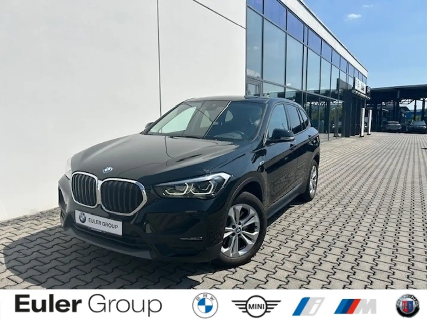BMW X1 xDrive 25e SHZ LED Parkass HiFi NAV ActiveG Schwarz - 1