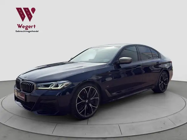 BMW 550 i xDrive*STANDHEIZUNG*MASSAGE*HUD*H&K*LASER