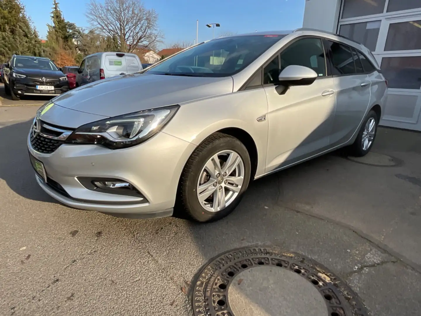 Opel Astra K ST 1.4 Navi,PDC,LED,16'LM,Wi-Pkt,Rückkam Zilver - 2
