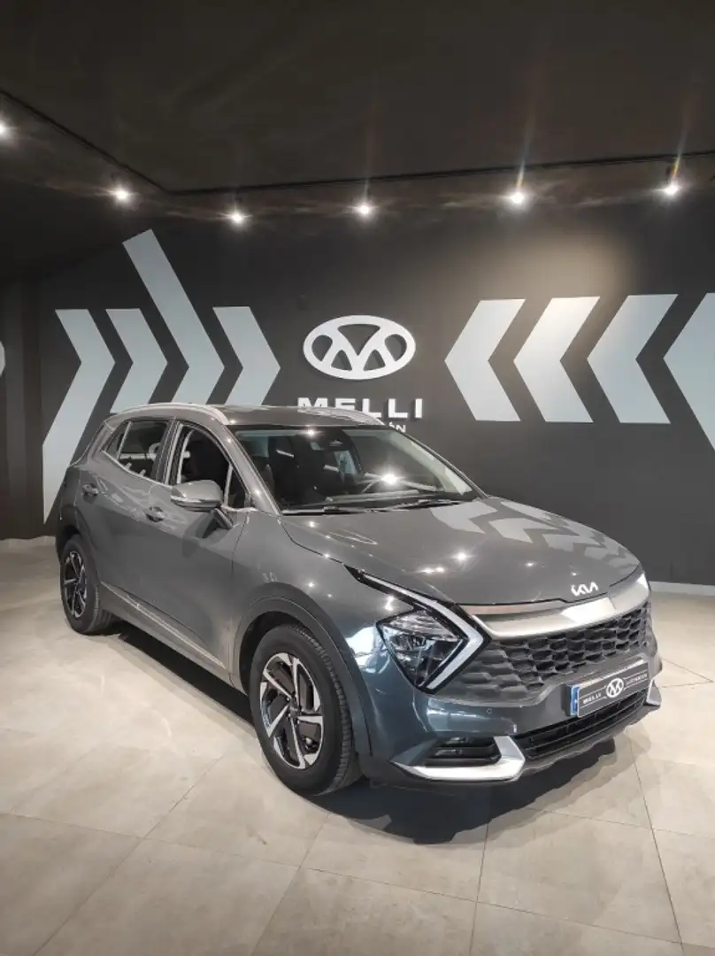 Kia Sportage 1.6 CRDi MHEV Drive 4x2 136 Gris - 2