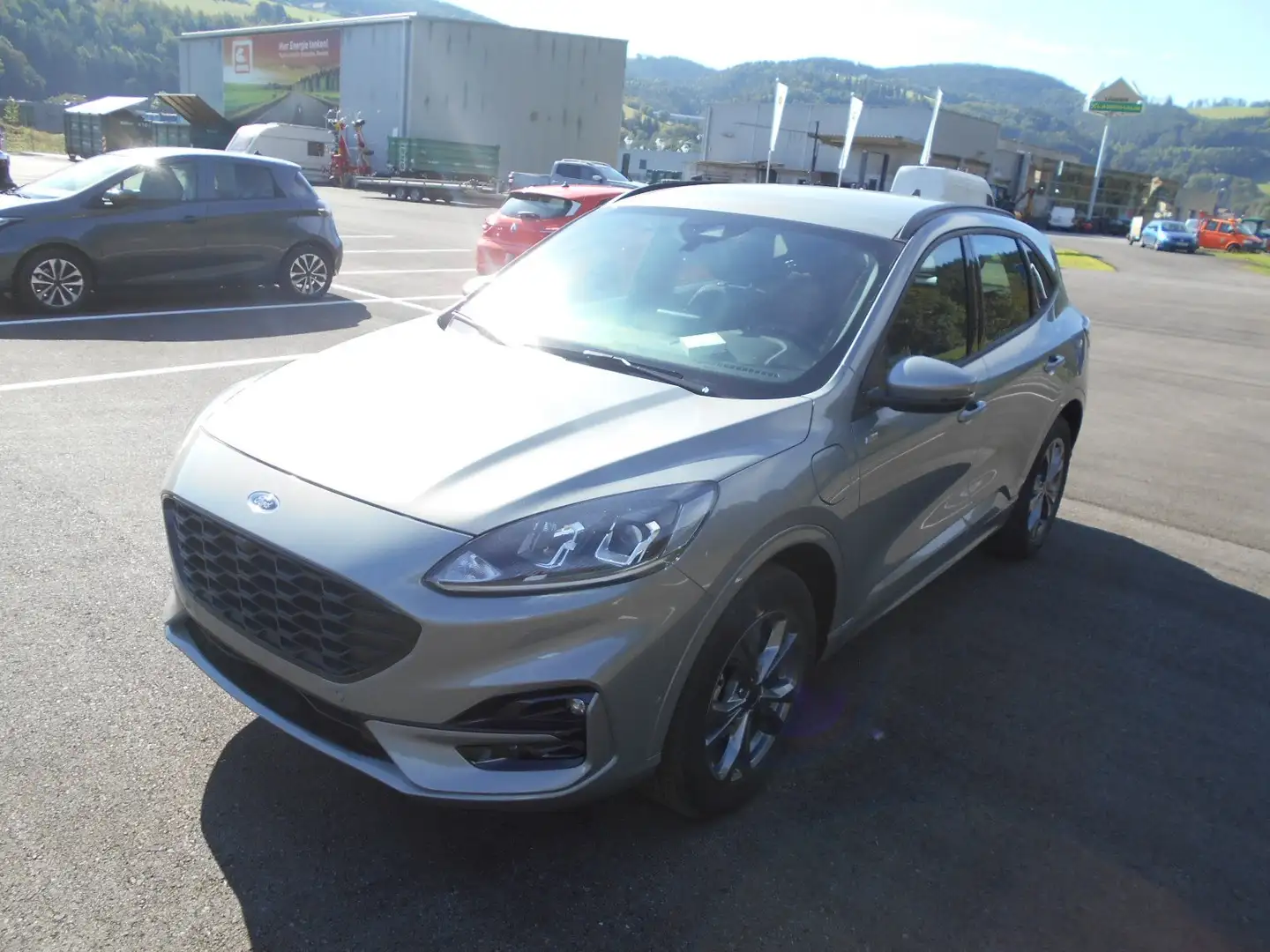 Ford Kuga 2,5 Duratec PHEV ST-Line Aut. Zilver - 1