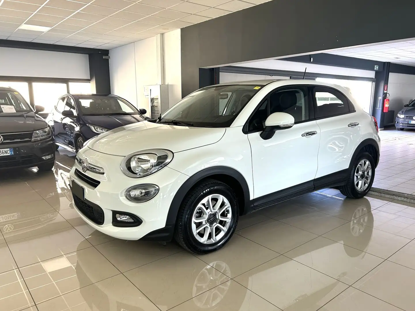Fiat 500X 500X 1.6 MultiJet 120 CV DCT Lounge Weiß - 1
