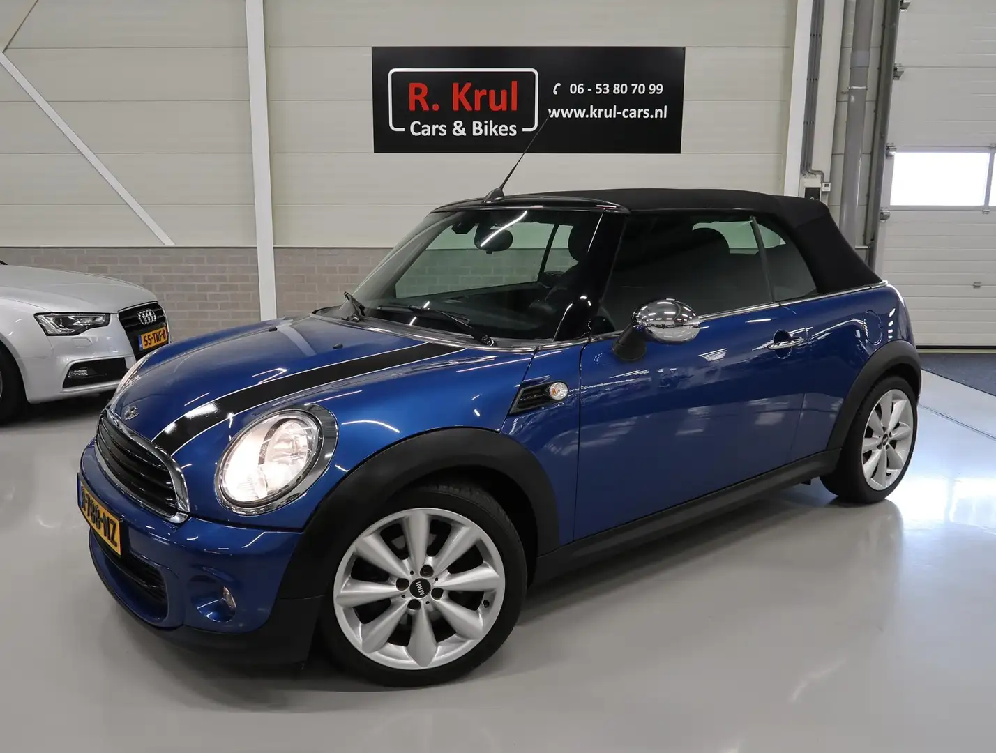 MINI One Cabrio Mini 1.6 Chili Sportstoelen Airco-ecc Half Leer 17 Bleu - 2