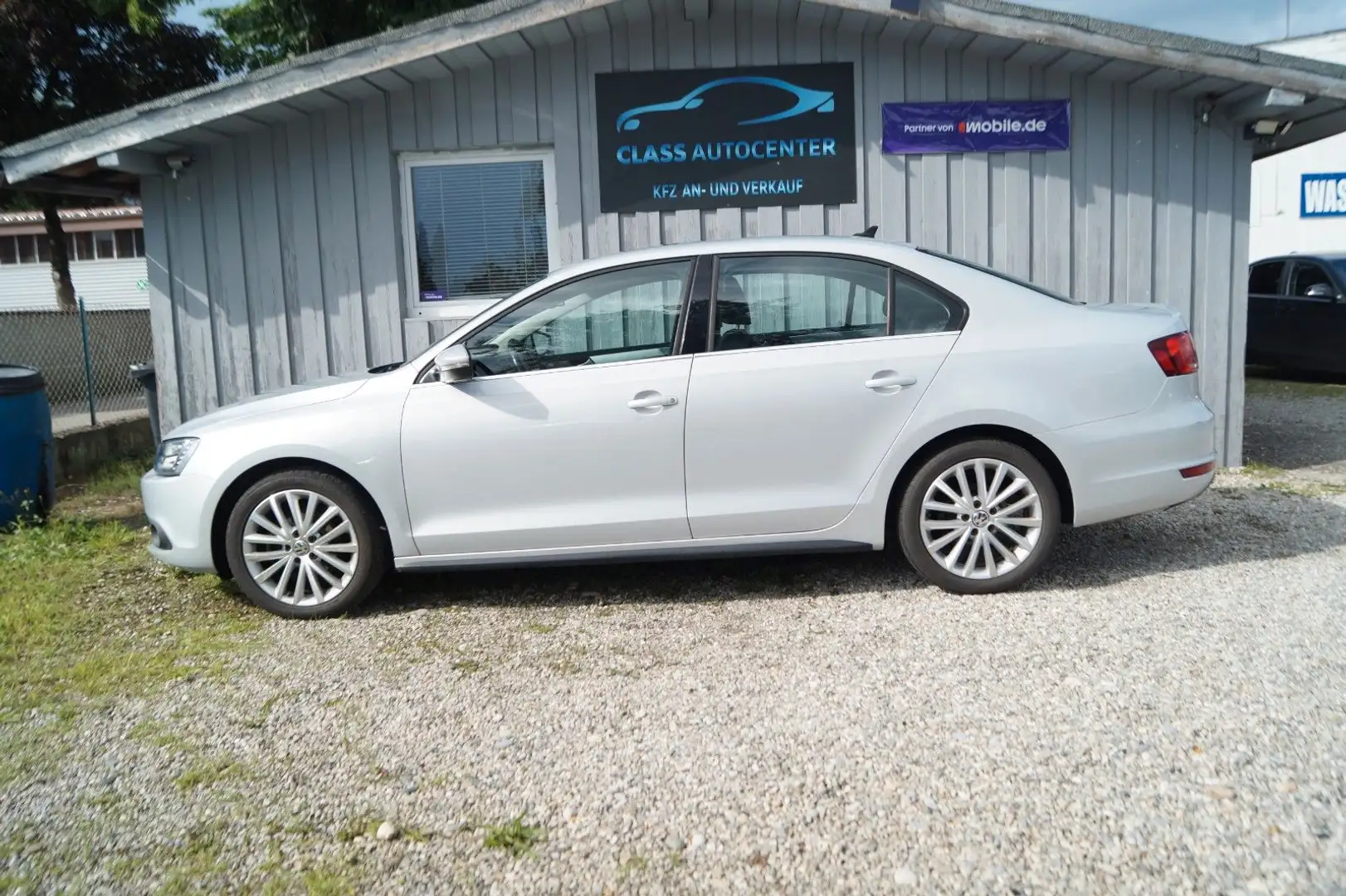 Volkswagen Jetta VI Highline Hybrid|Bi-Xenon|Navi Silber - 2
