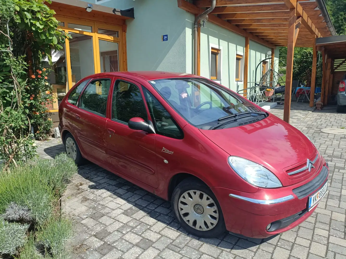 Citroen Xsara Picasso Xsara Picasso 1,6i First First Rood - 1