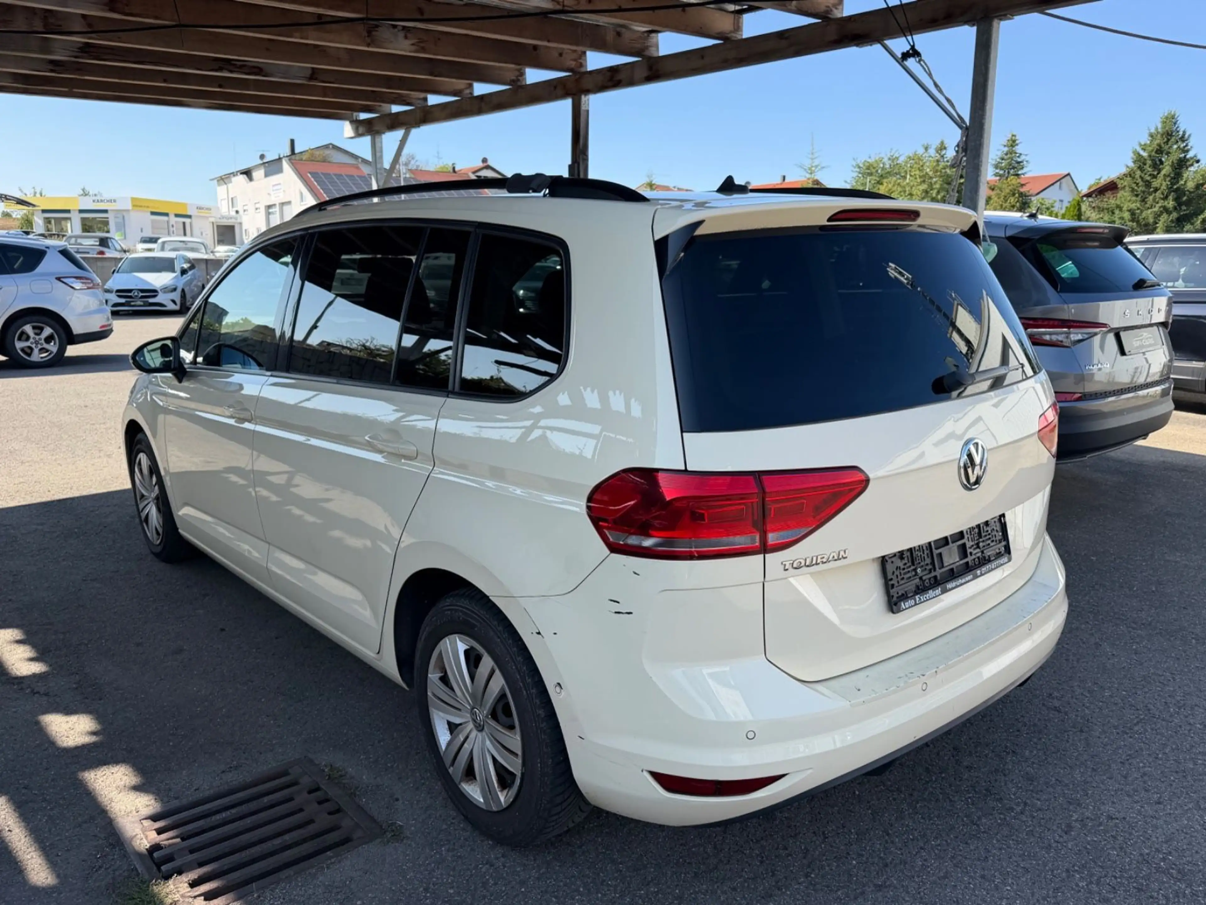 Volkswagen Touran 2.0 TDI°COMFORTLINE°7-SITZER°DSG°SHZ°PDC — photo 4