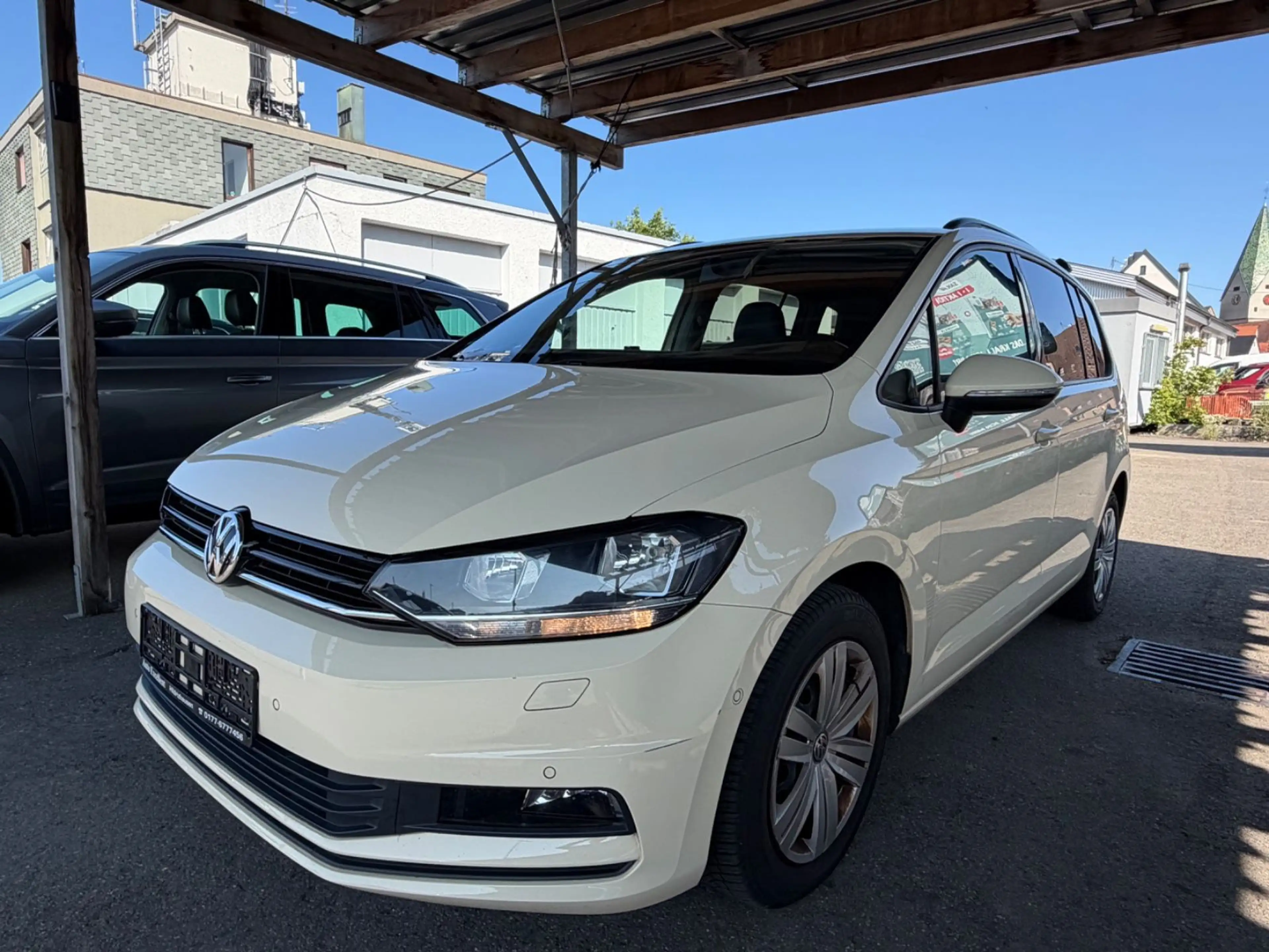 Volkswagen Touran 2.0 TDI°COMFORTLINE°7-SITZER°DSG°SHZ°PDC
